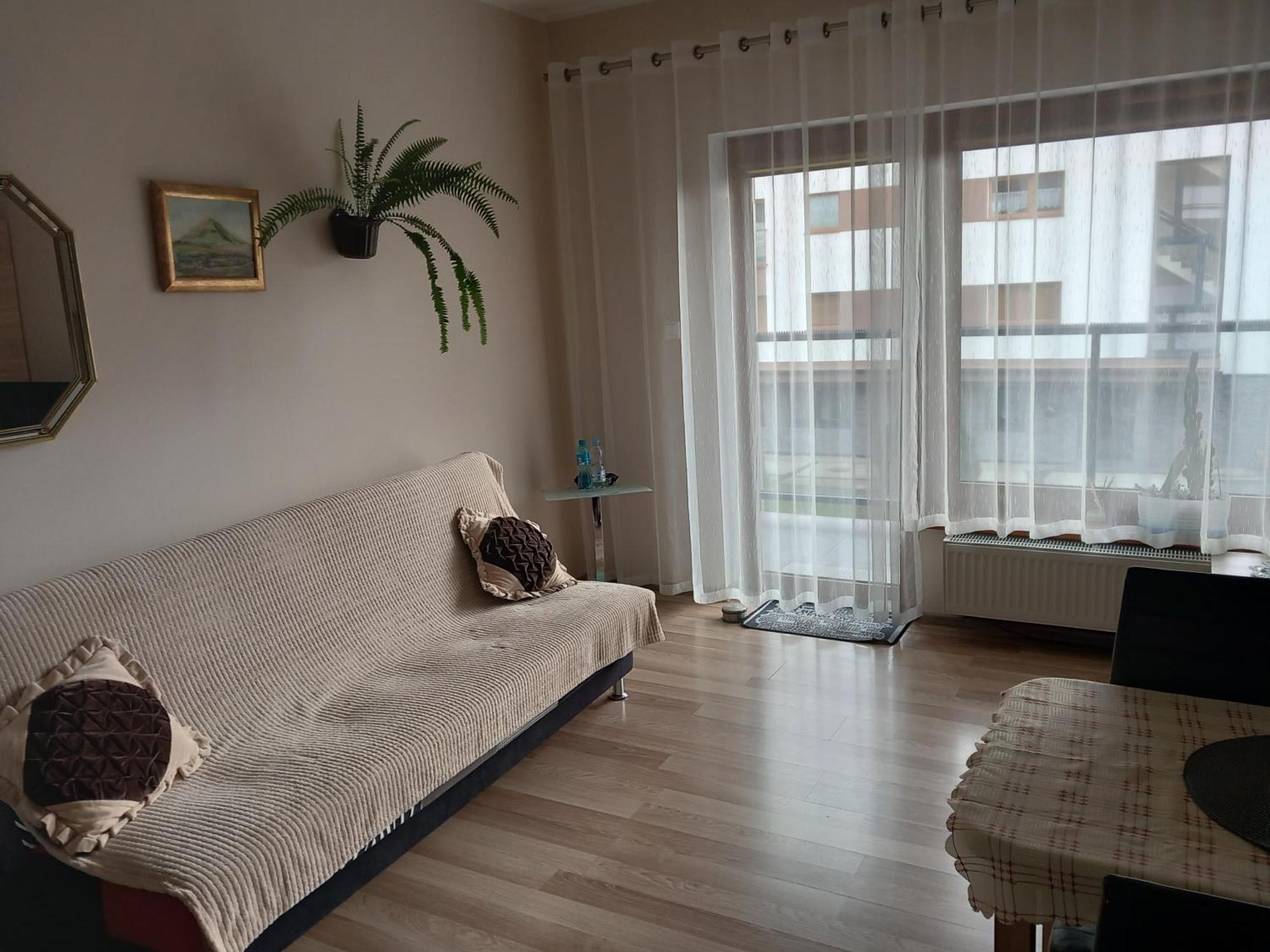 Apartament Jelenia Gora - Cieplice ภายนอก รูปภาพ